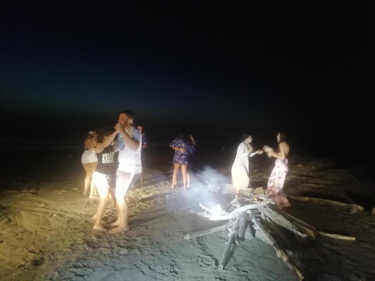 Punta Canoa Hostal